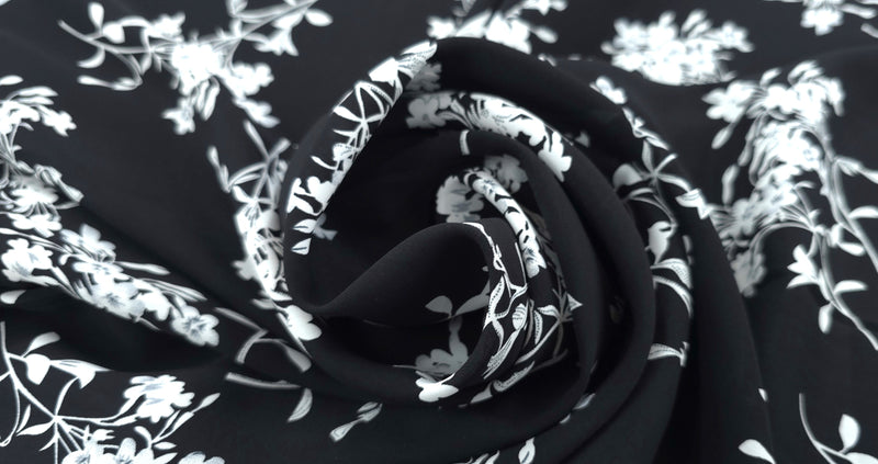 Woven Stretch Polyester Monochrome Blooms