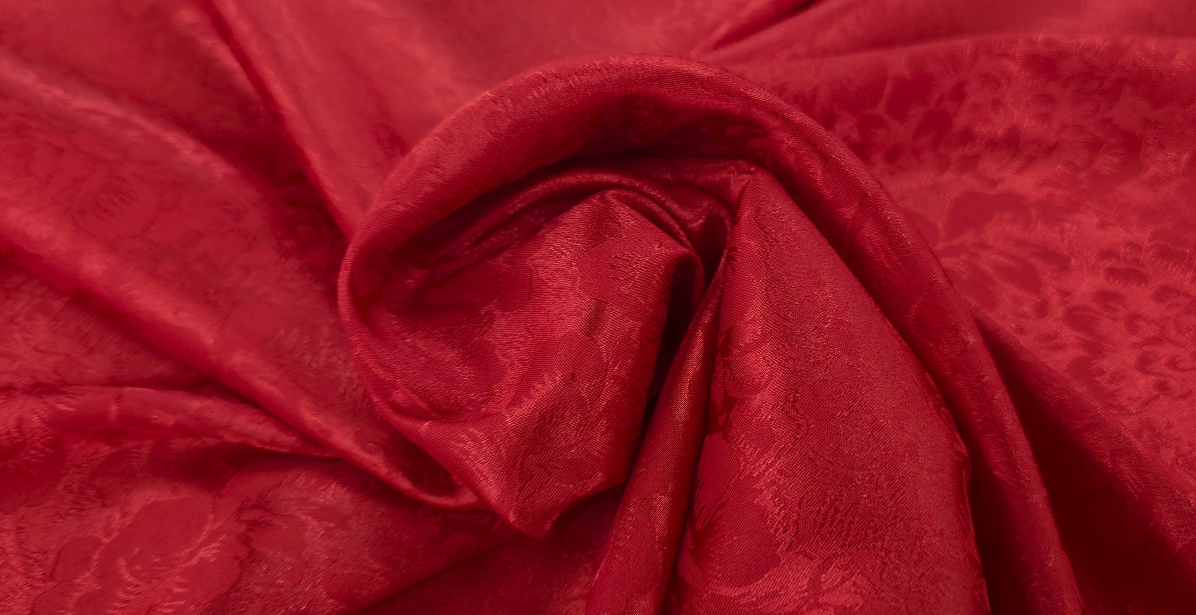 Embossed Polyester Red Bouquet