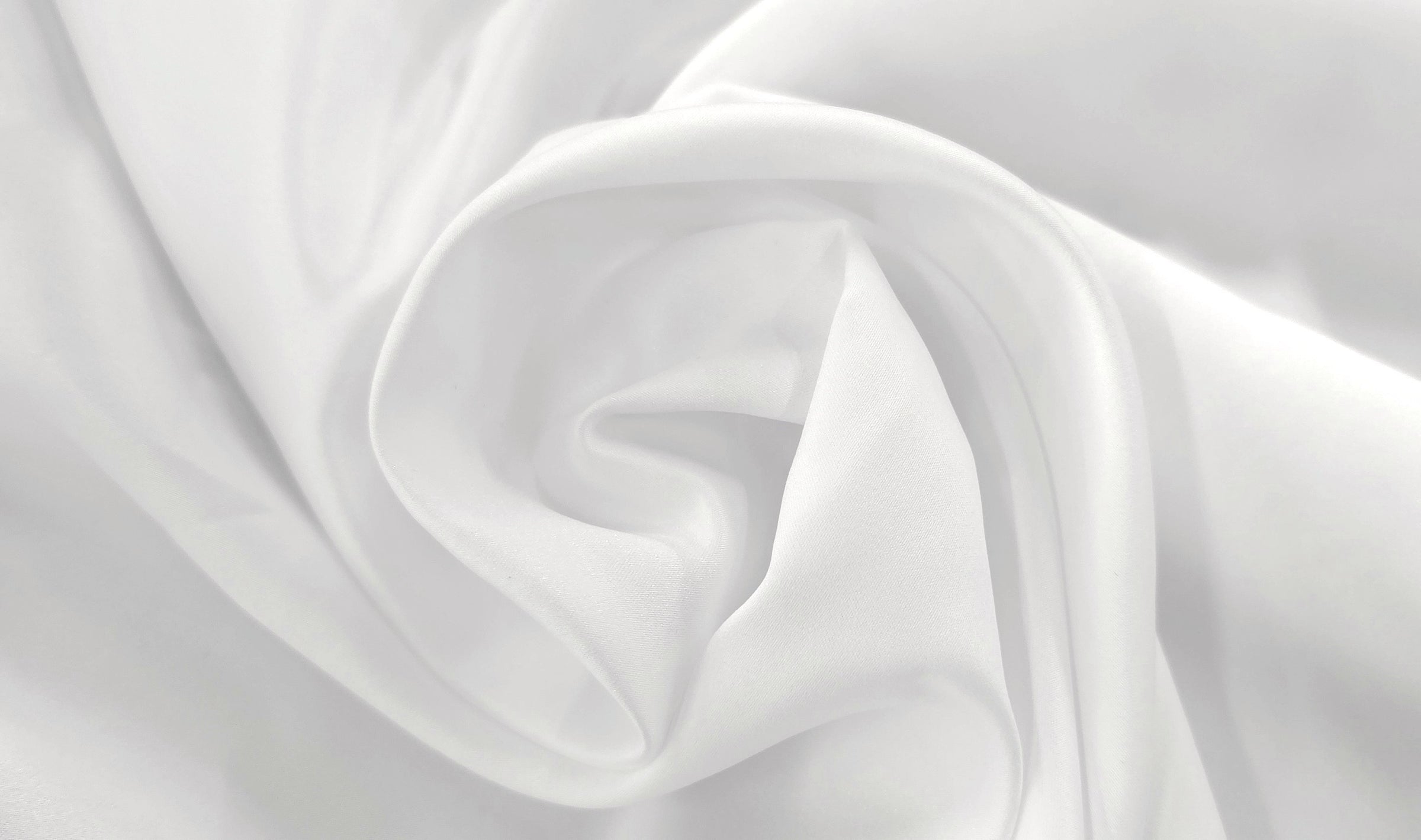 Romance Delustered Satin White