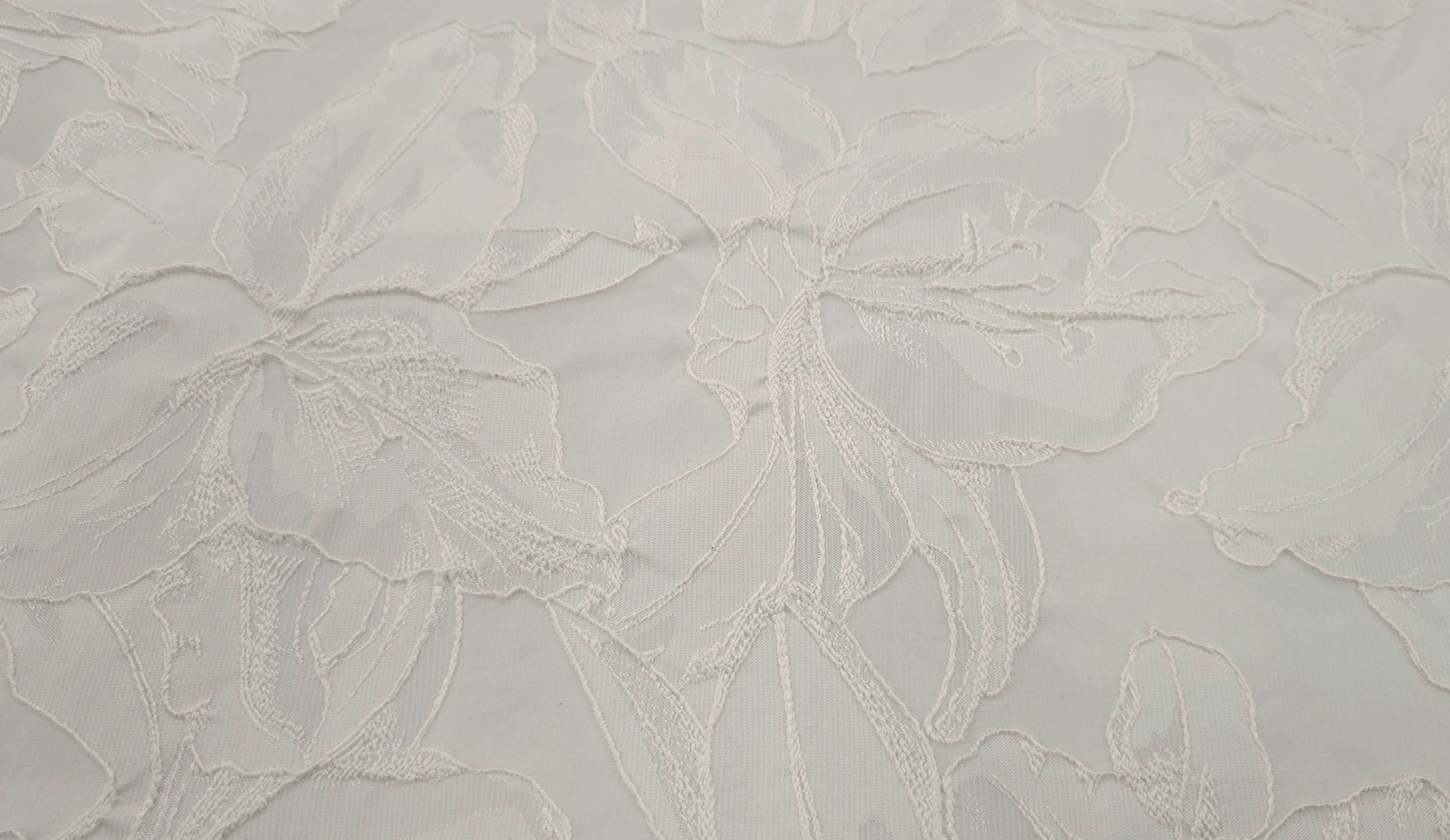 Embossed Jacquard Eternity Cream