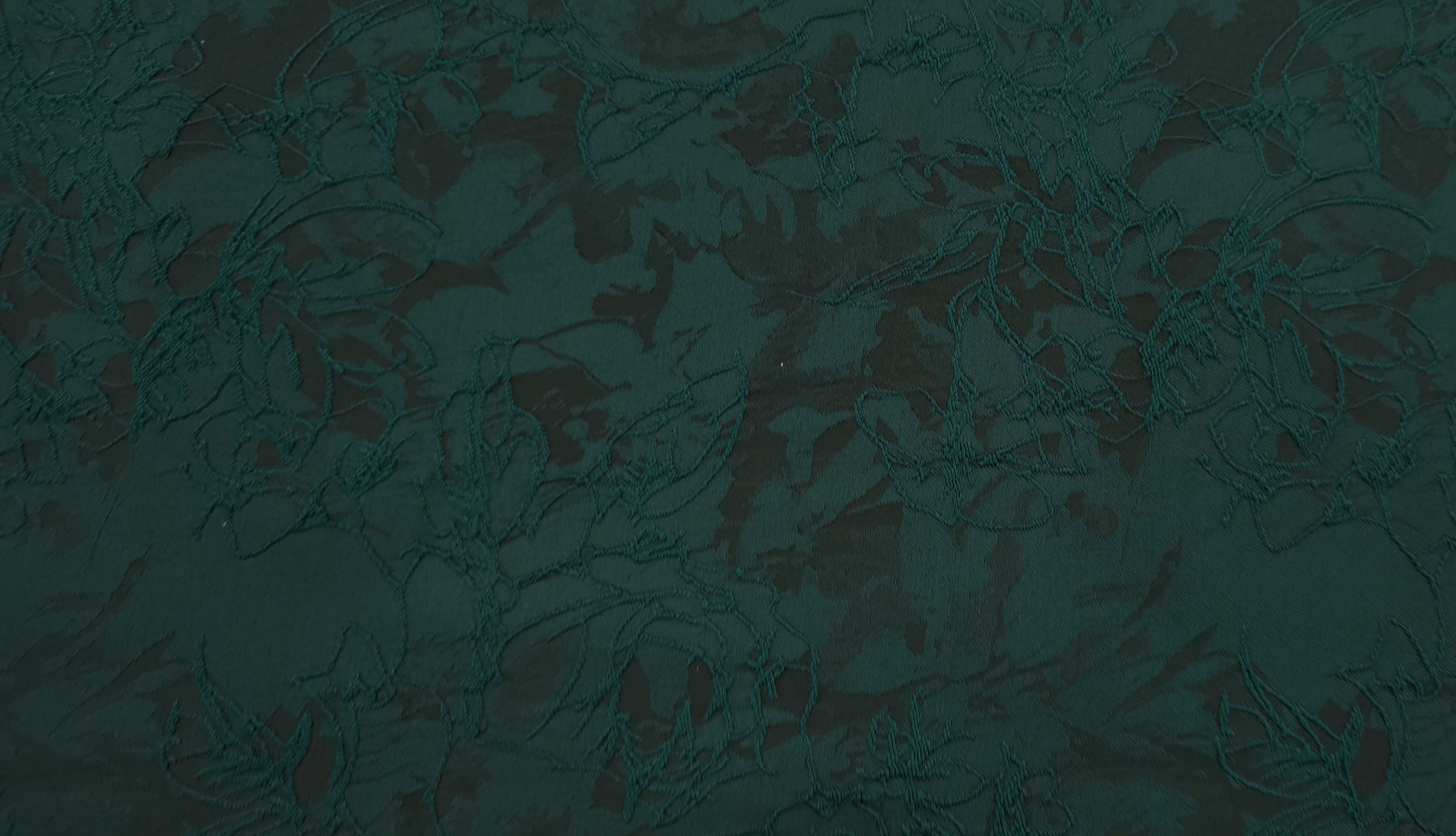 Embossed Jacquard Dream Dark Green