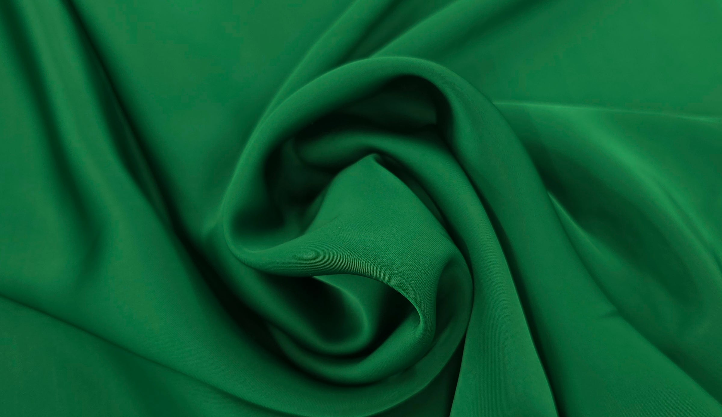 Luxe Stretch Satin Emerald