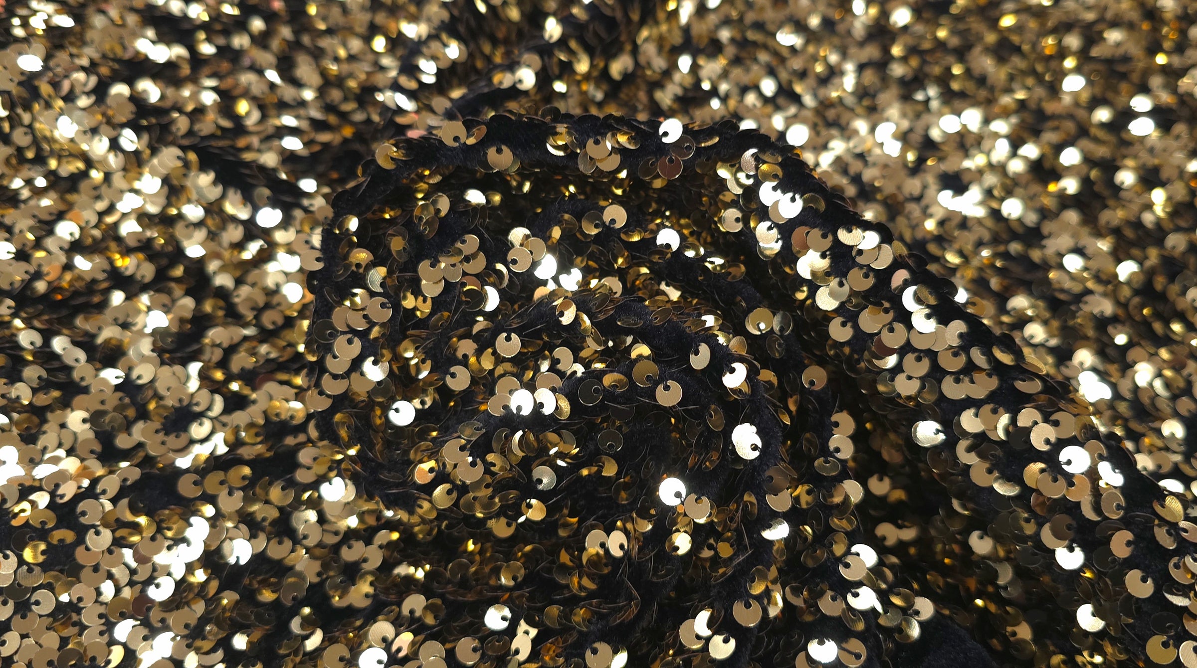 Stretch Sequin Gold Splendour