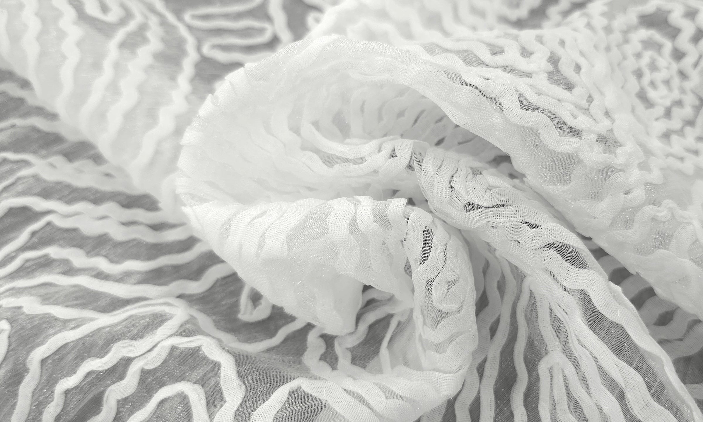 Ribbon Organza Floral Swirl Silk White