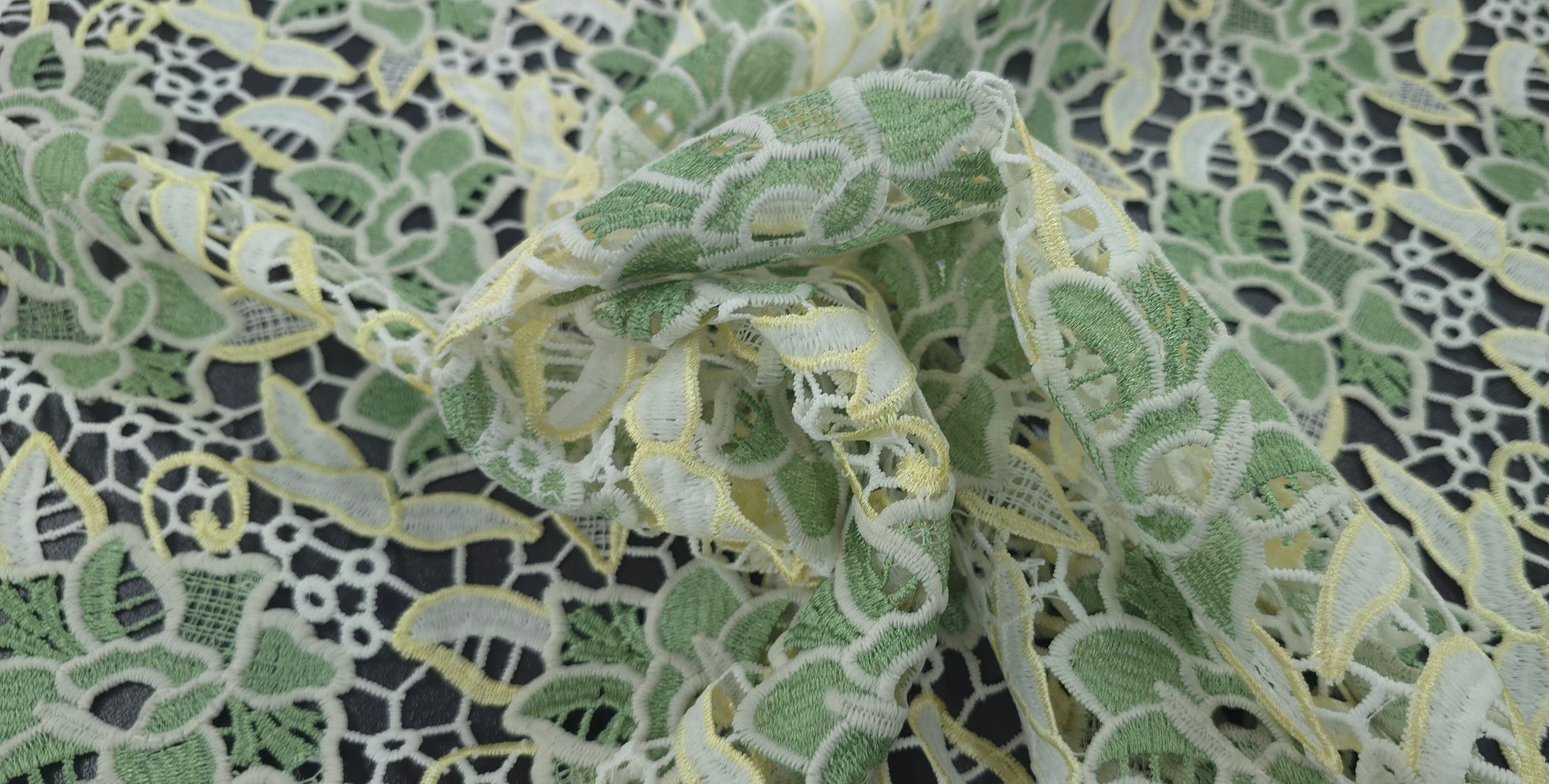 Guipure Lace Sage Melody