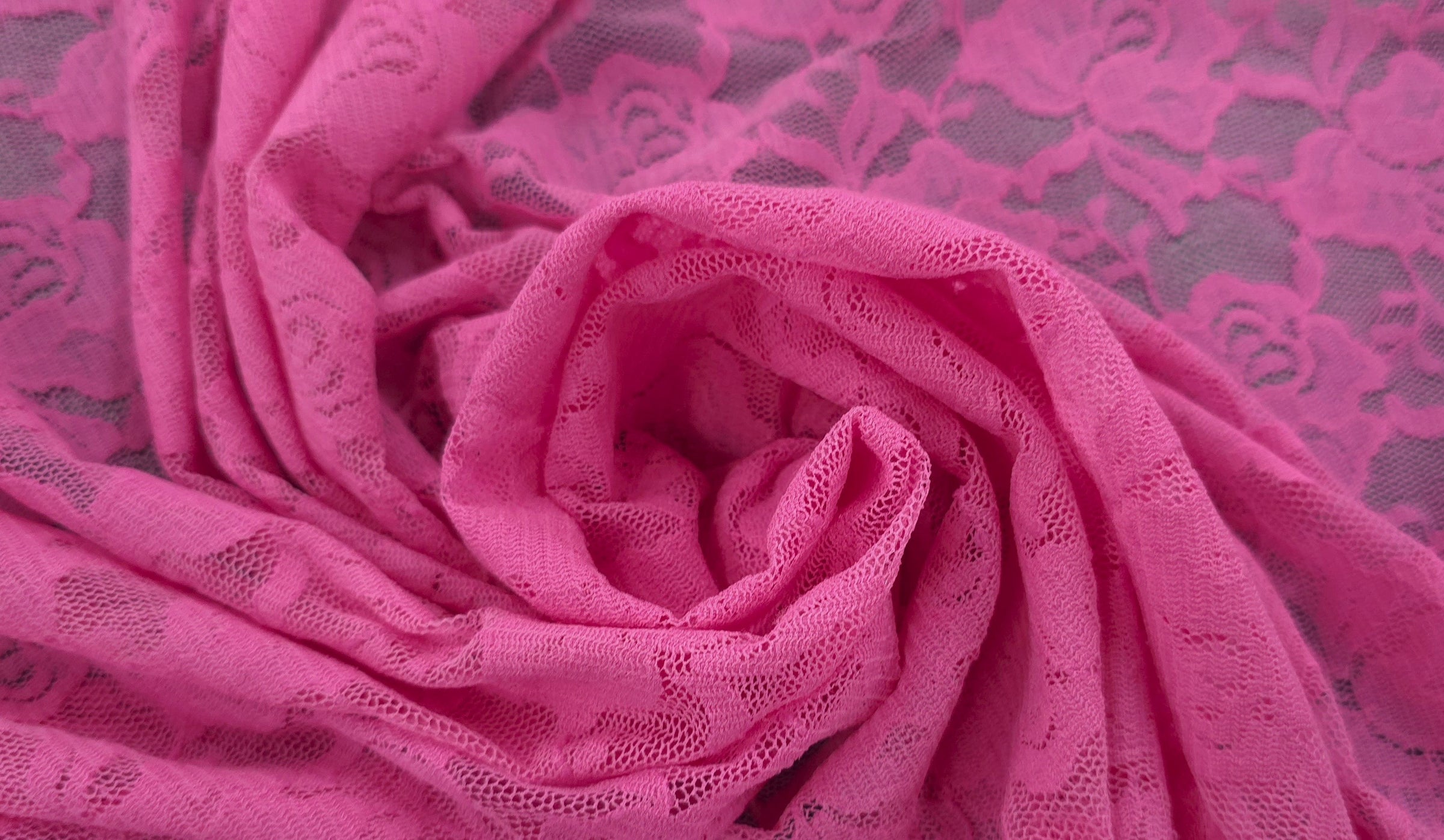 Stretch Lace Majesty Hot Pink