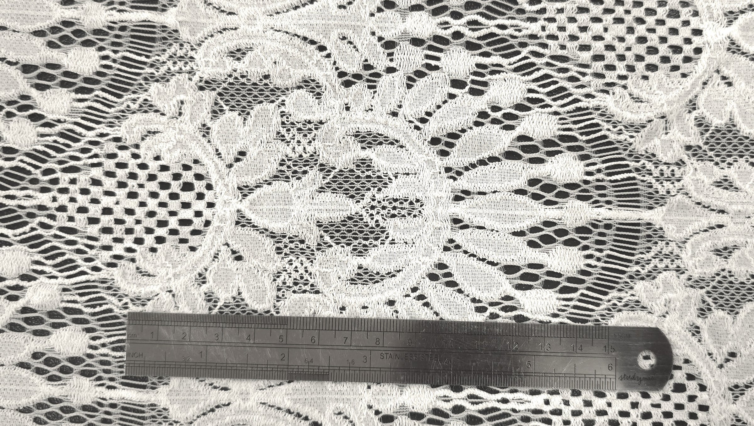 Trimming Lace Elegance Ivory