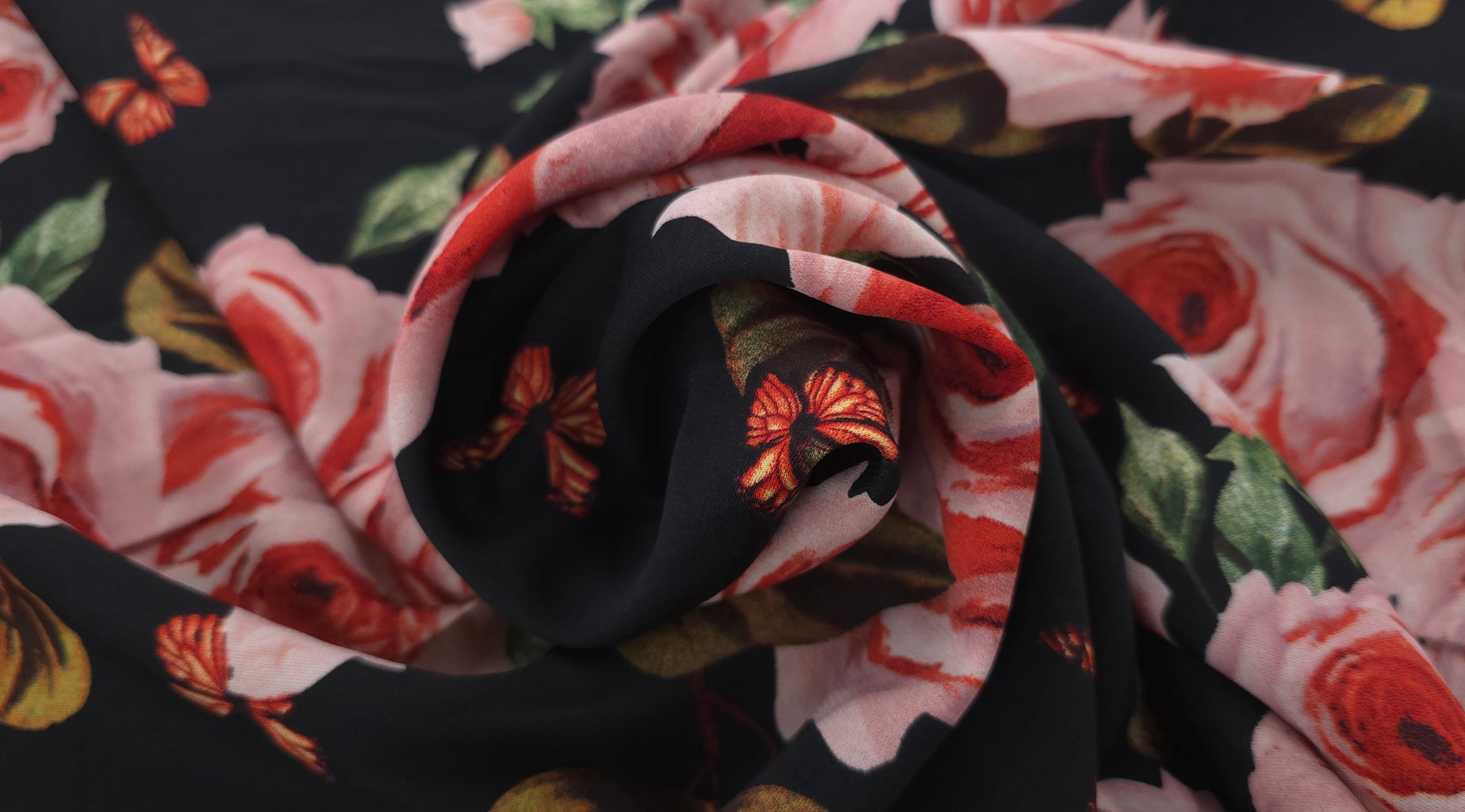 Printed Polyester Rose Bouquet
