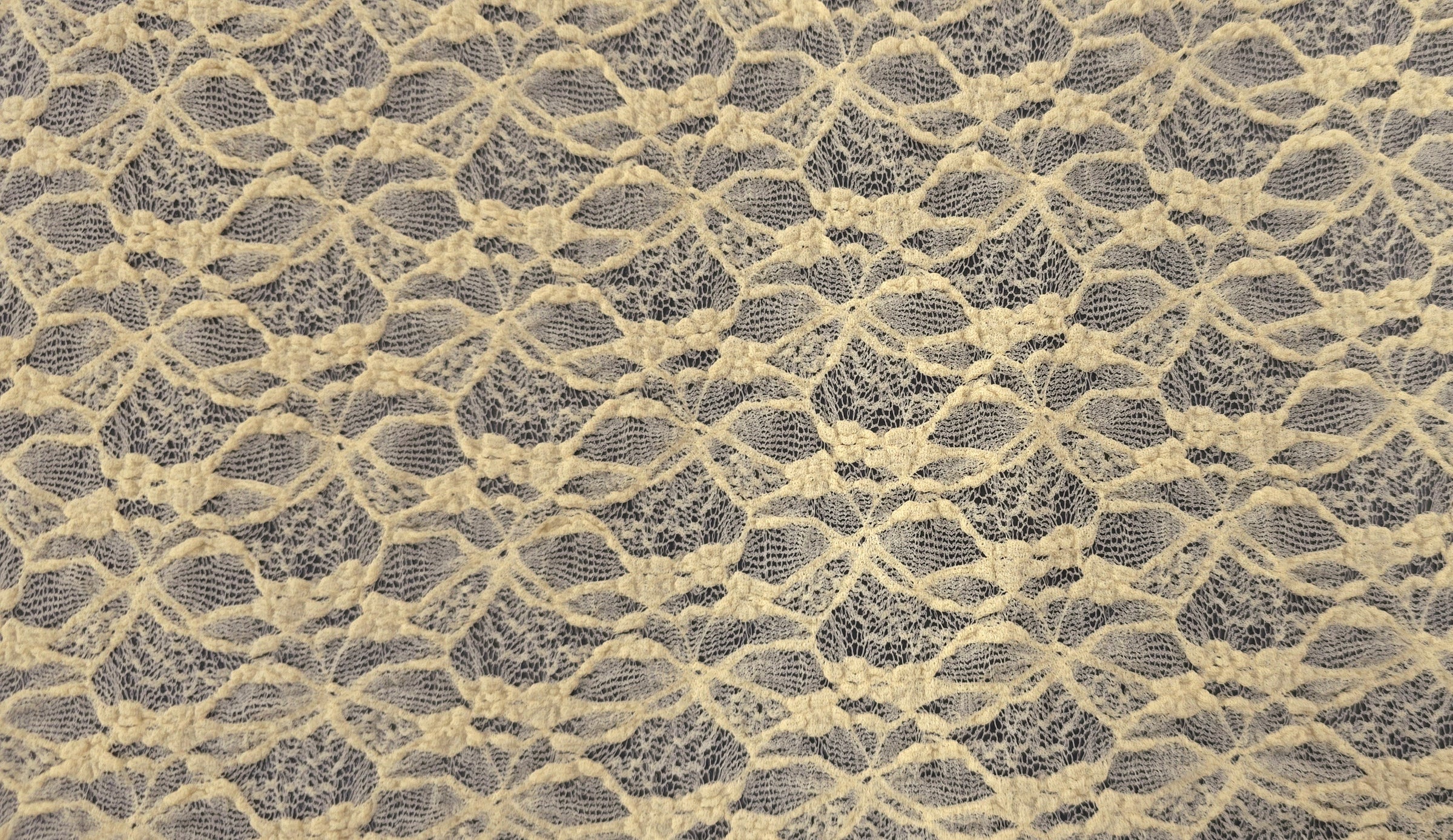 Lacey Stretch Lace Butter