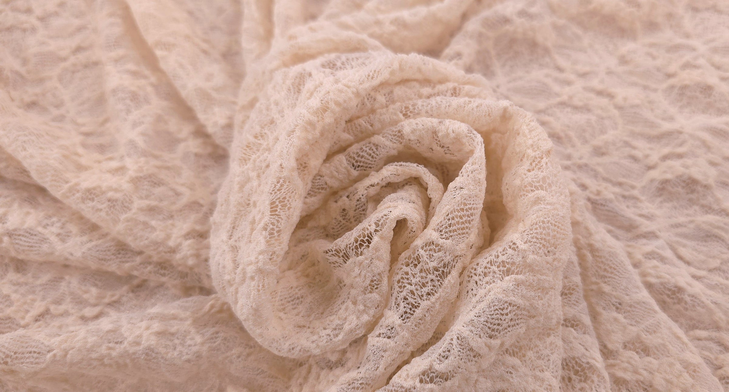 Lacey Stretch Lace Nude