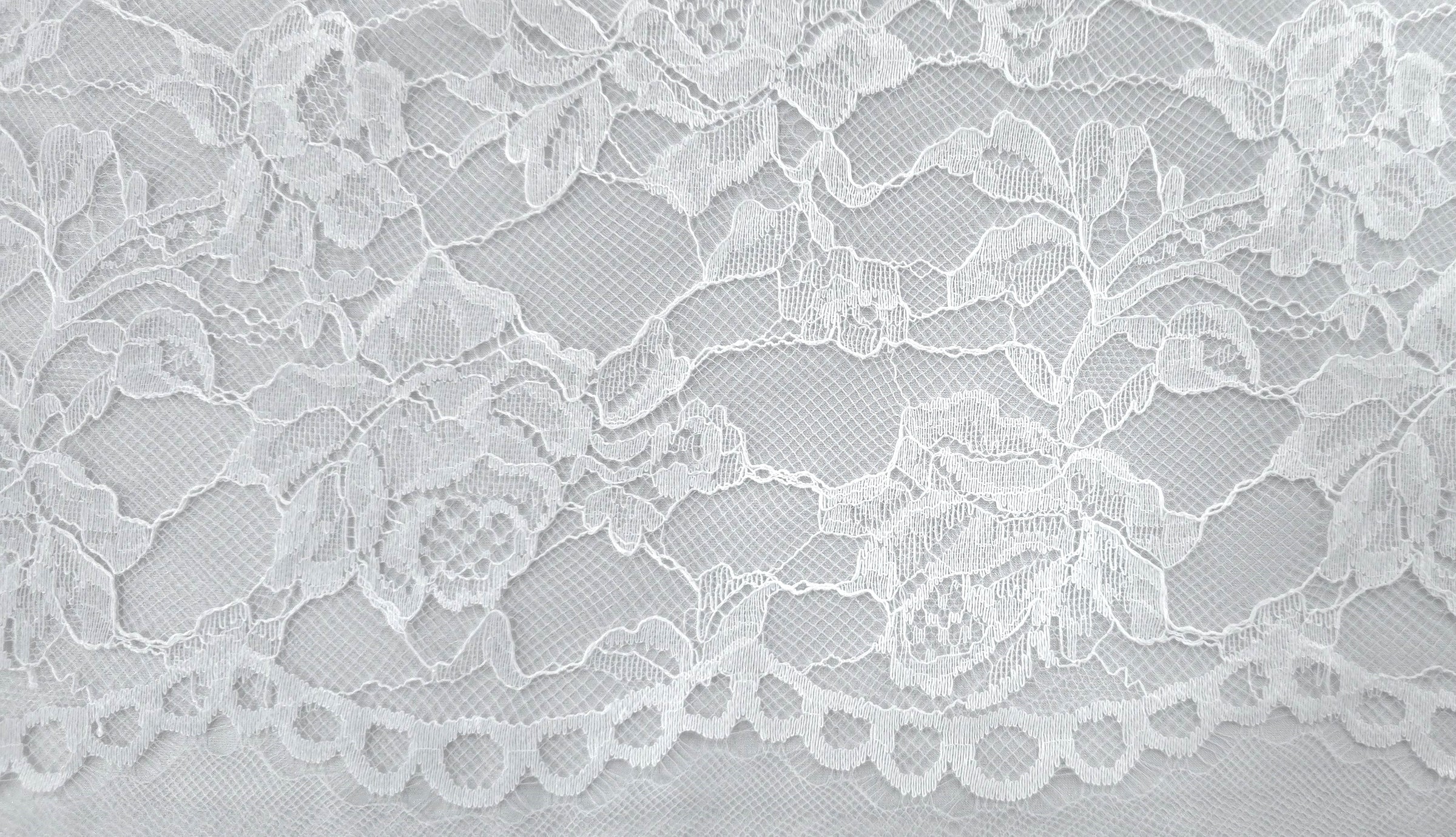 Rose Garden Lace Silk White