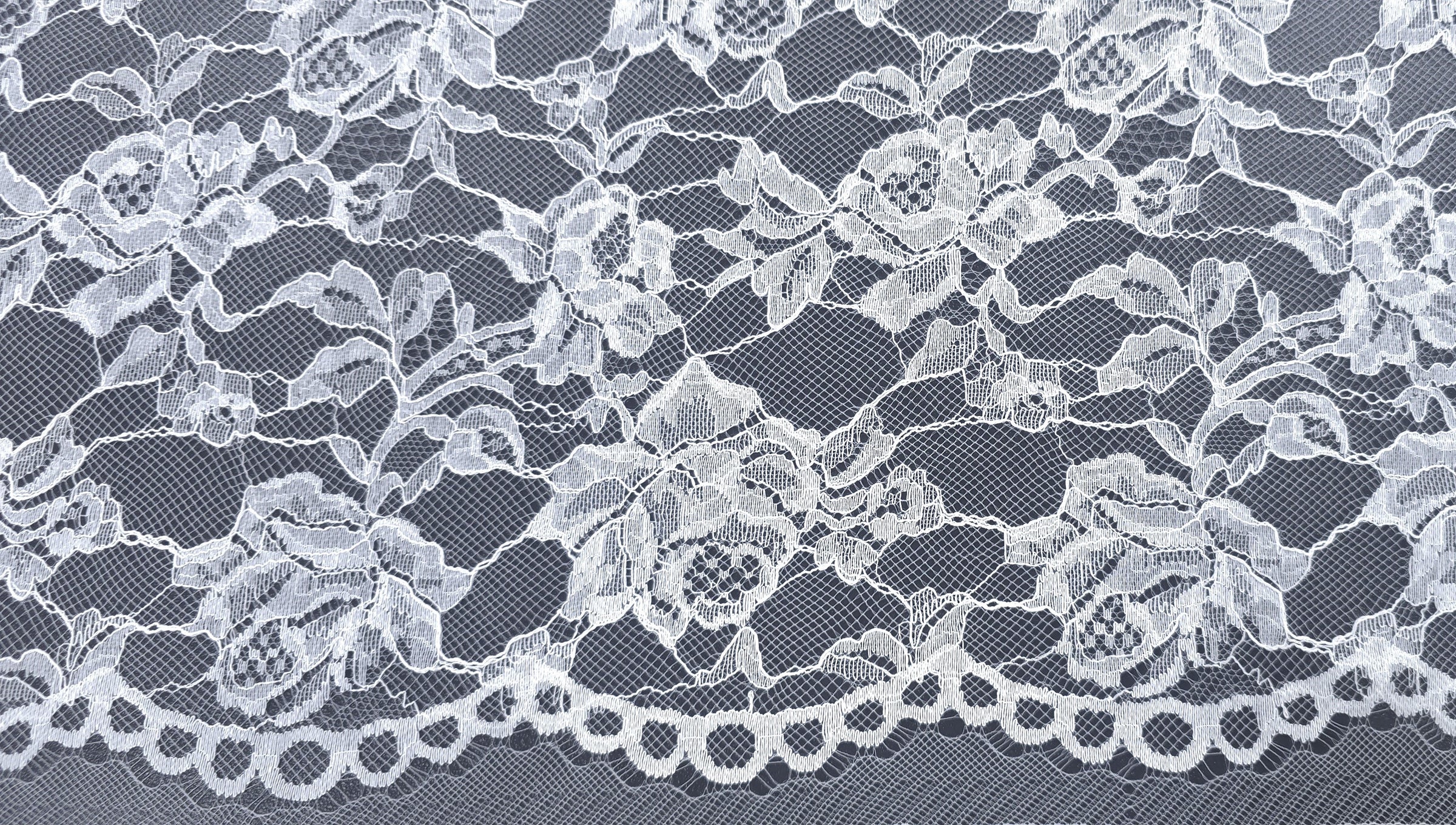 Rose Garden Lace Silk White