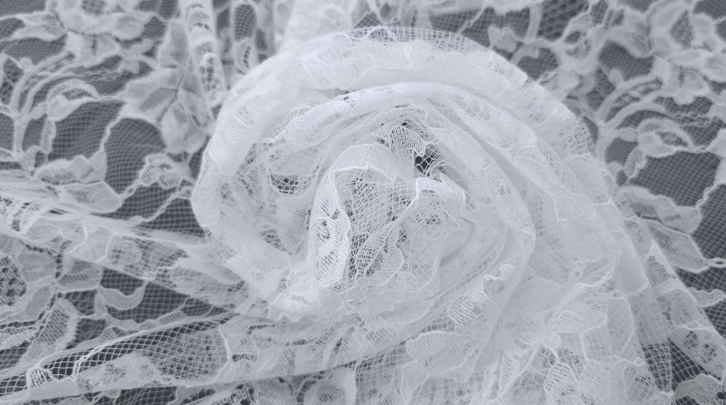 Rose Garden Lace Silk White