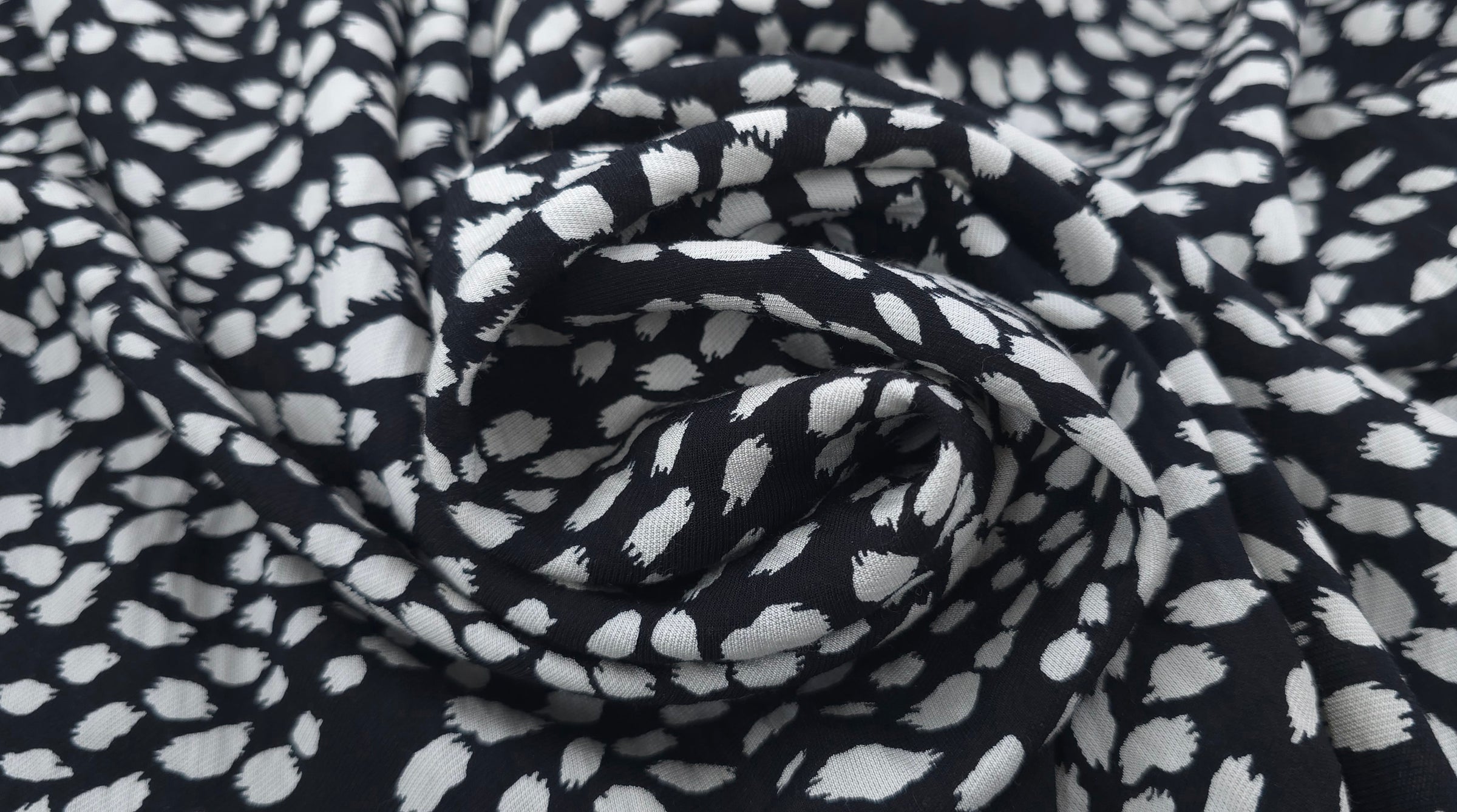 Printed Rayon Monochrome Waves