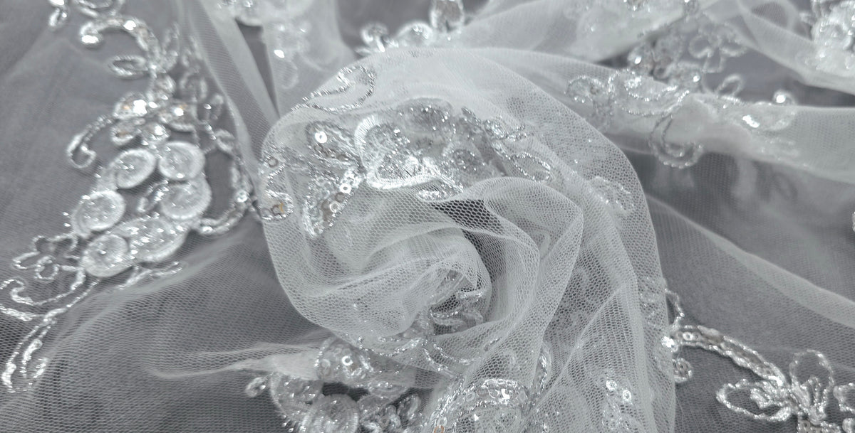 Rosettes Lace Swirl Silver