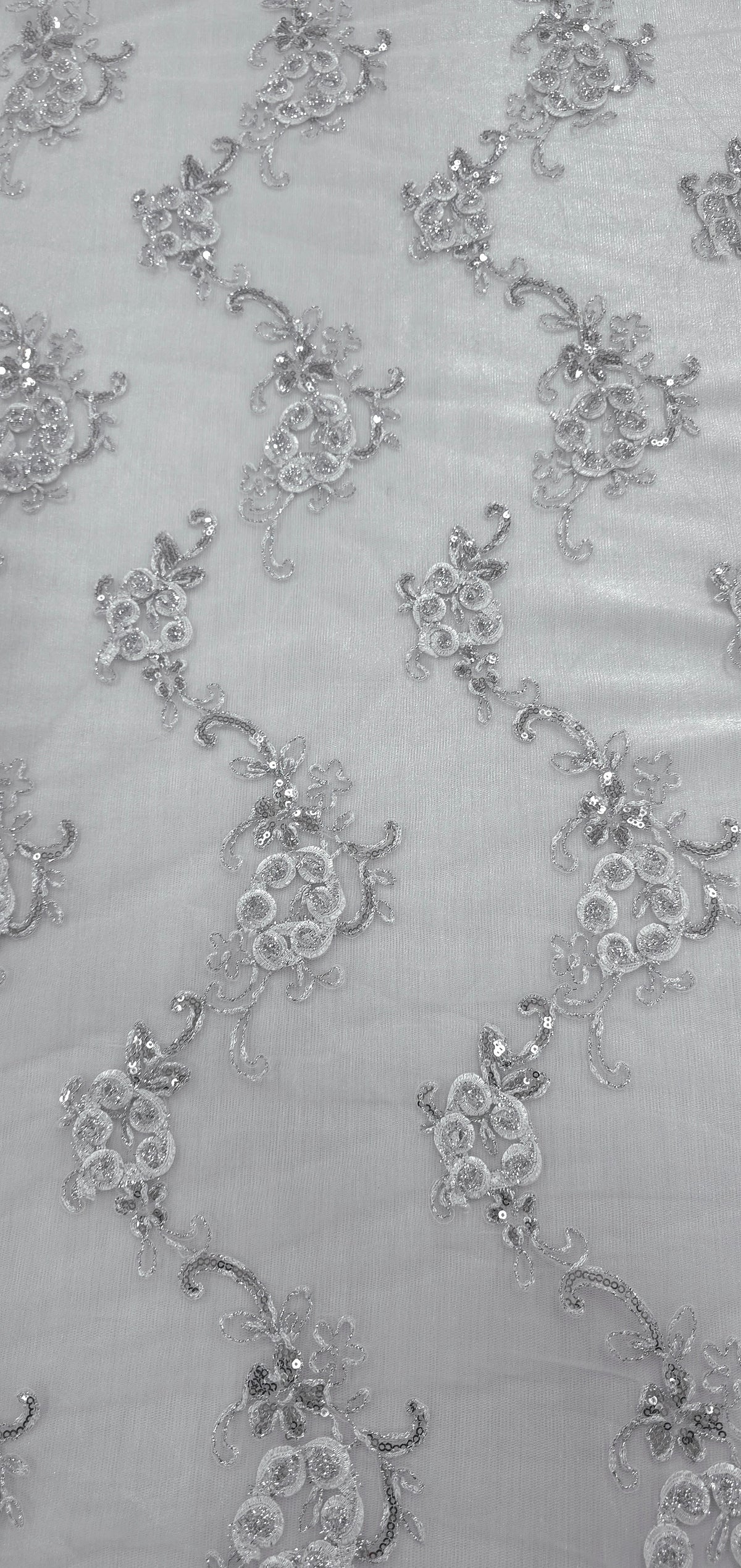 Rosettes Lace Swirl Silver