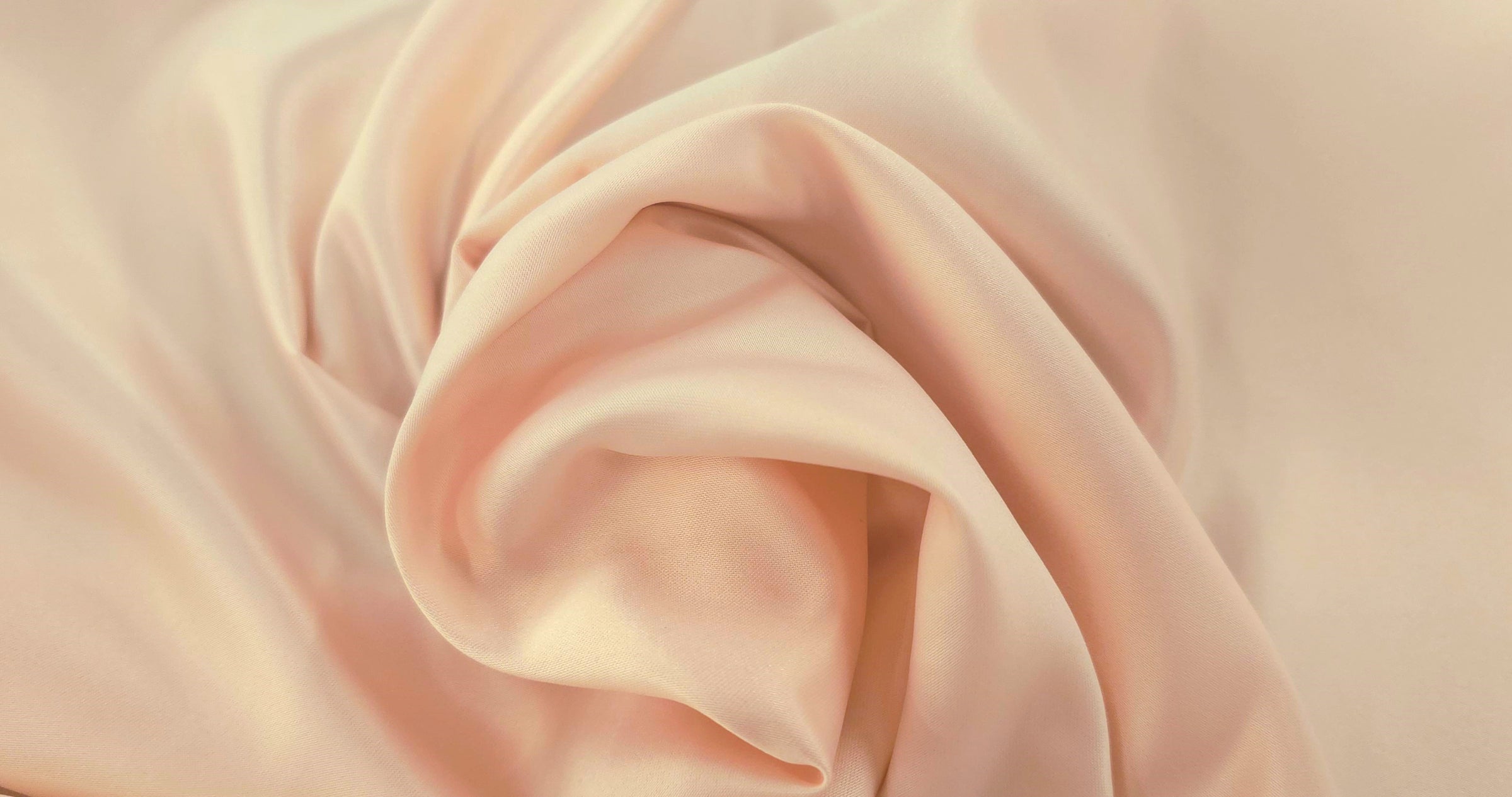 Bridal Satin Tea Rose