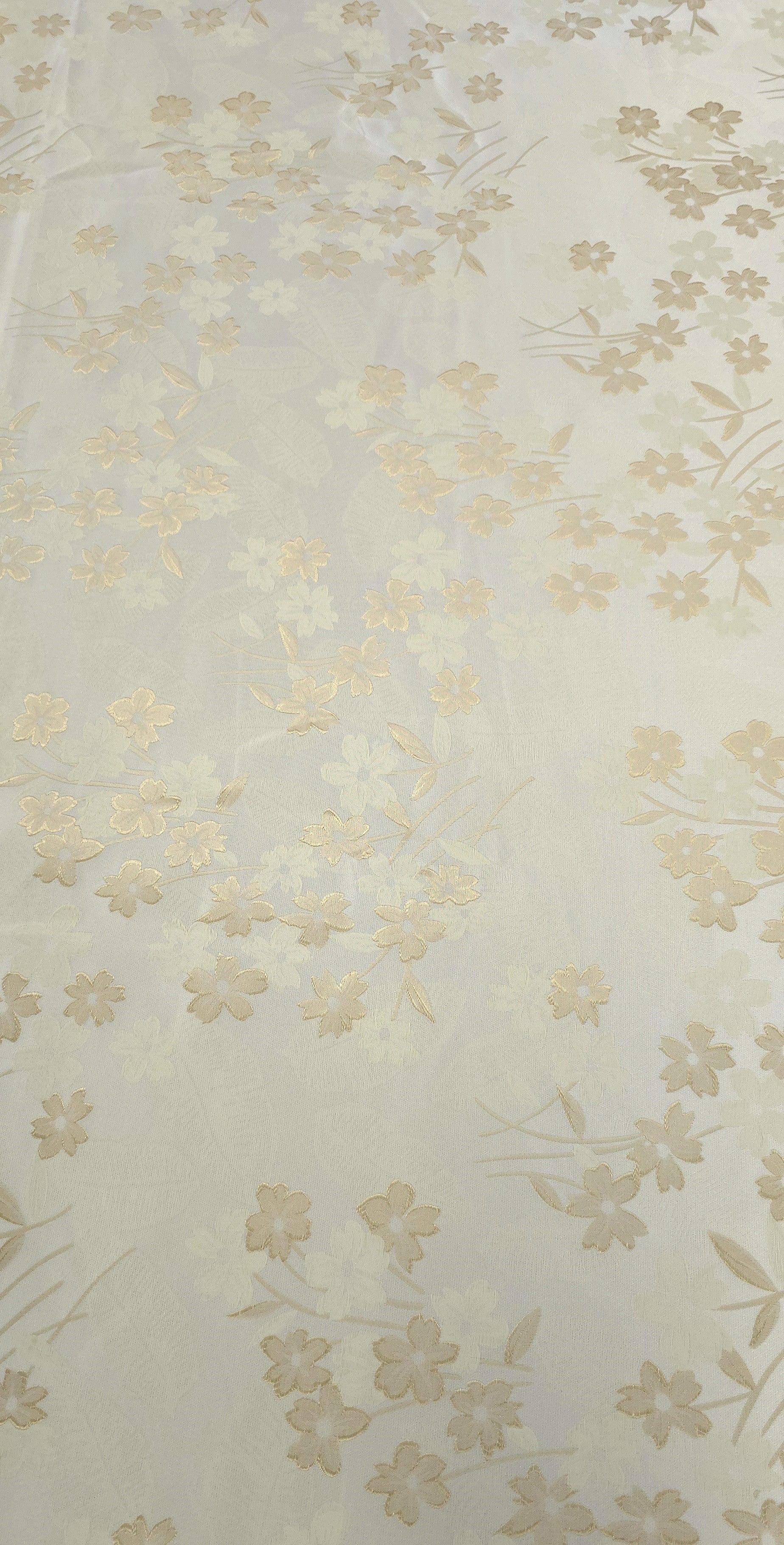 Brocade Elegant Promenade