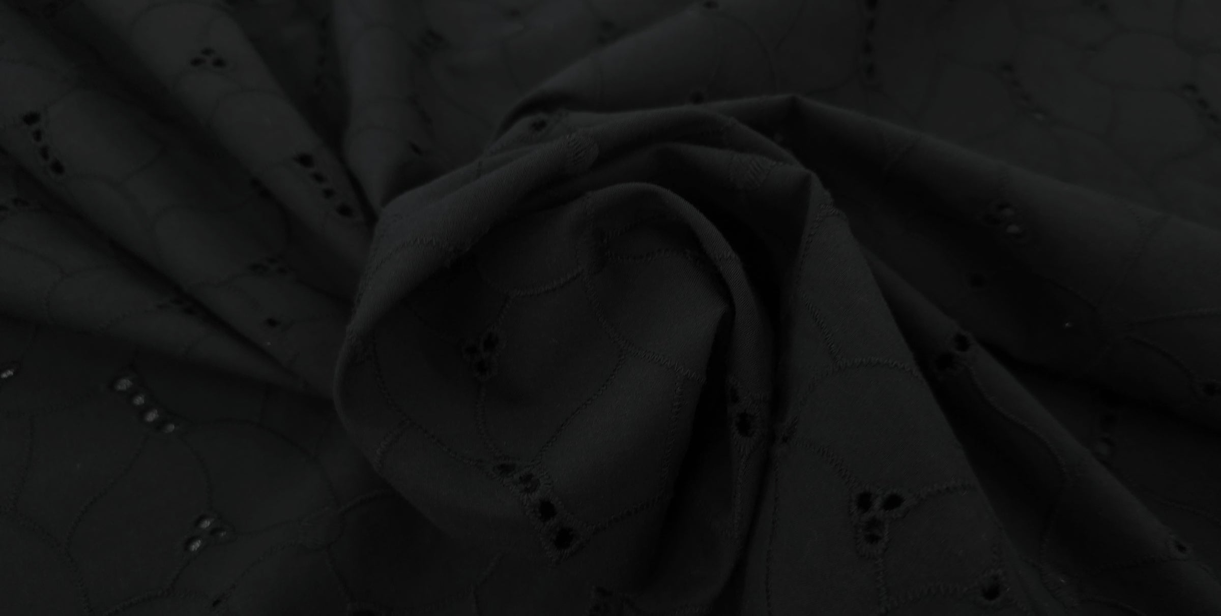 Embroidered Cotton Dream Black