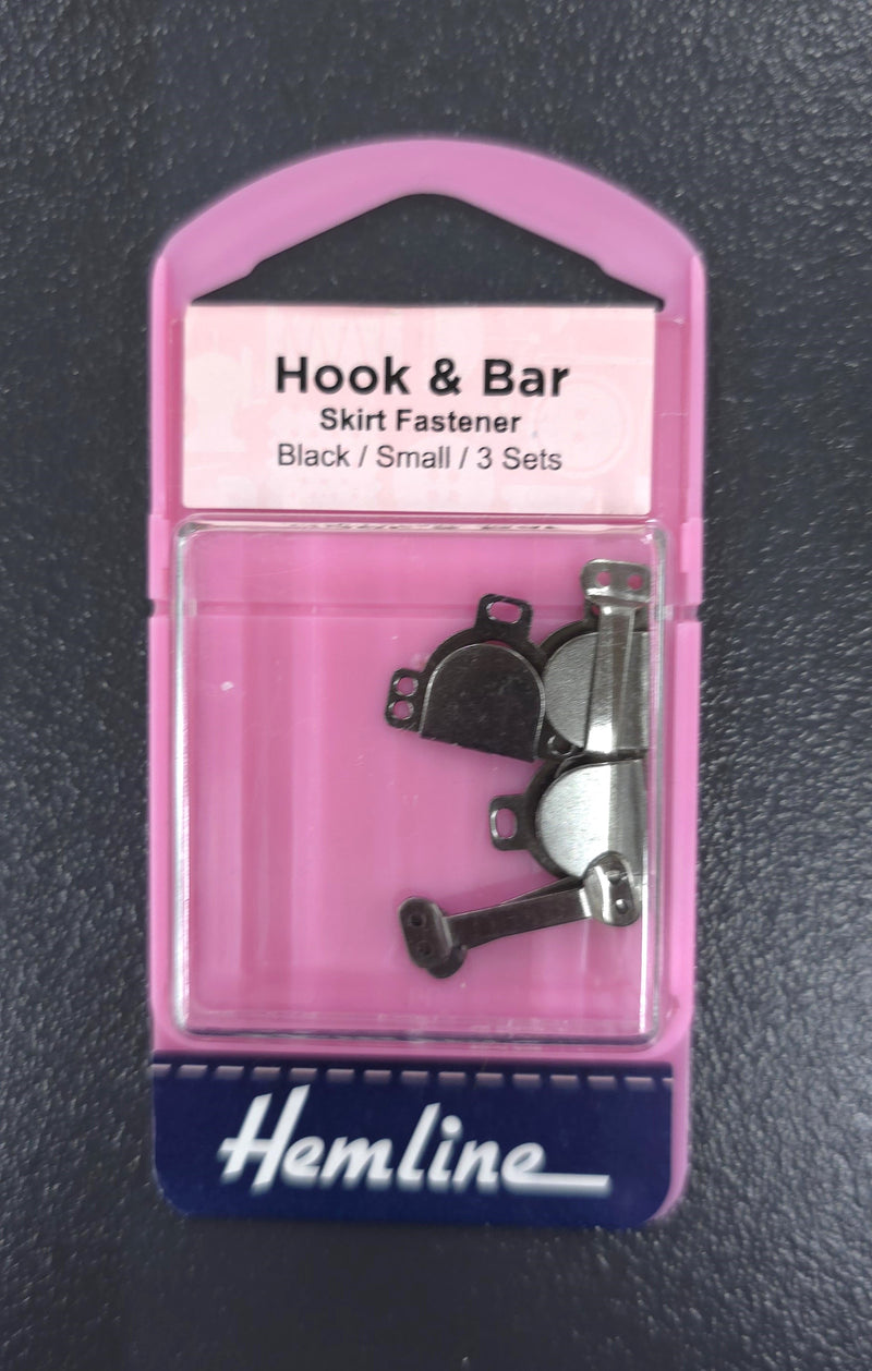 Hook & Bar Black