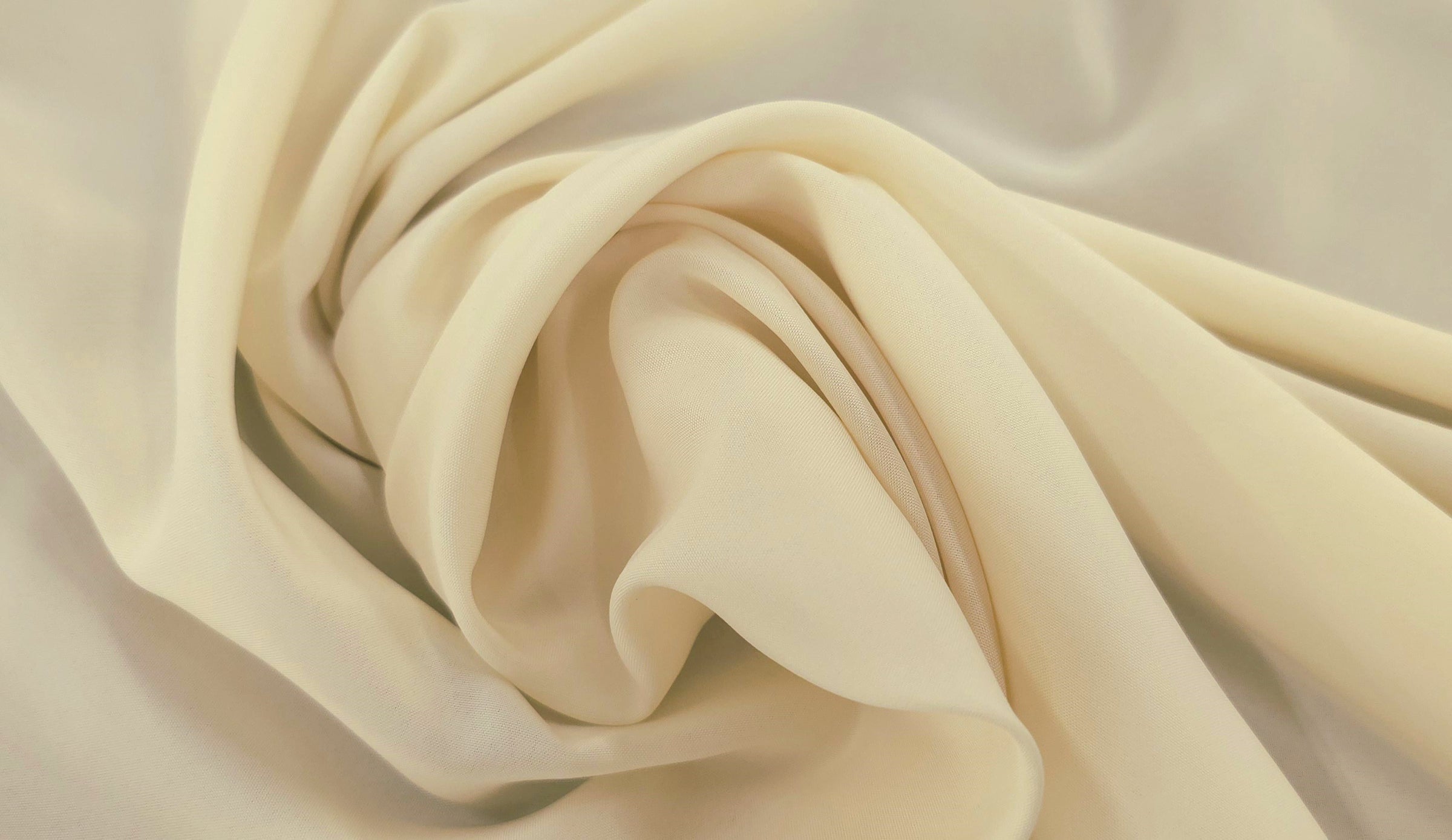 Pongee Polyester Lining Cream