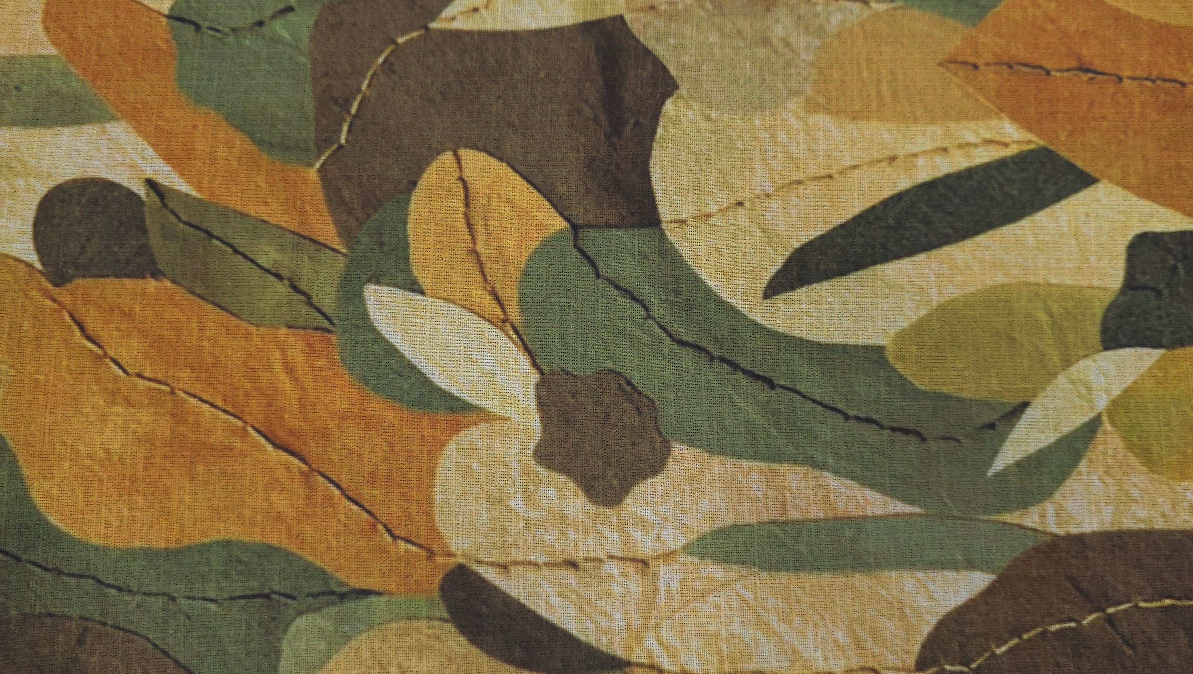 Printed Polyester Leaf Medley