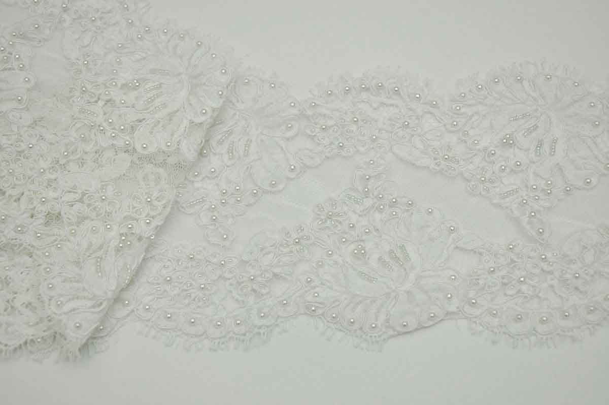 BT-WH.7 Chantilly Lace Trim Corded Beaded