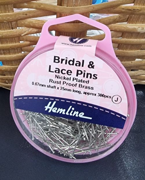 Bridal lace pins