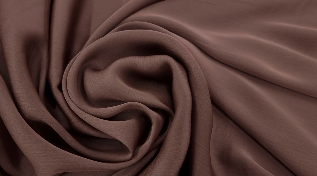 Chiffon sateen mocha