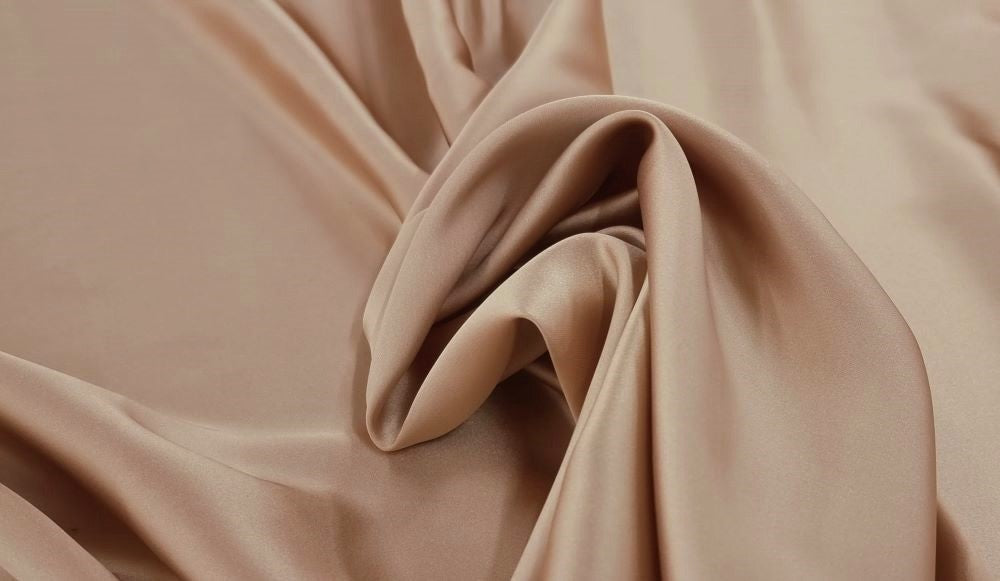 Stretch satin skintone