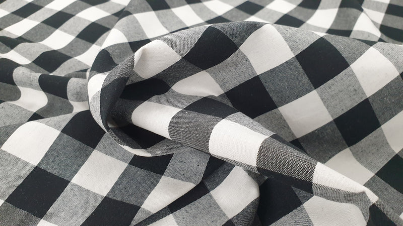 Tablecloth Check Black3